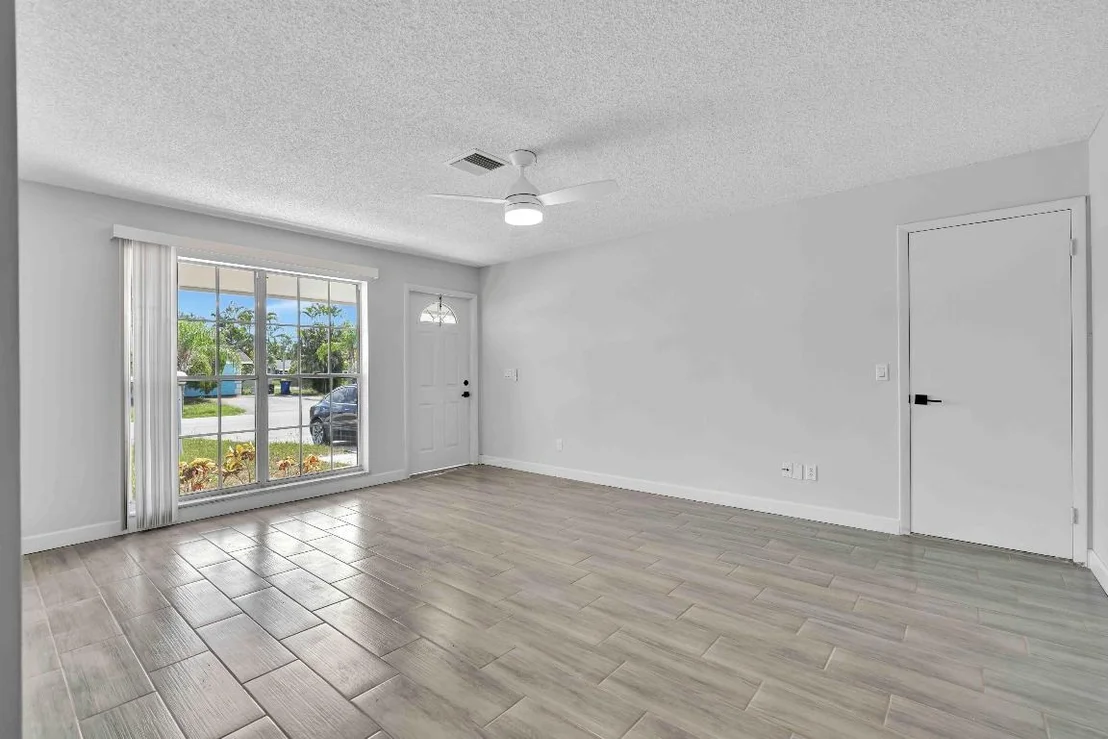 Photo of 4368 SE Hamilton Lane