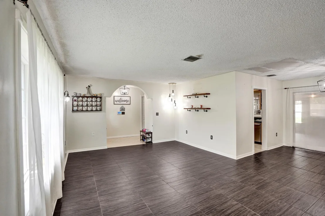 Photo of 3501 Boulevard Chatelaine Boulevard