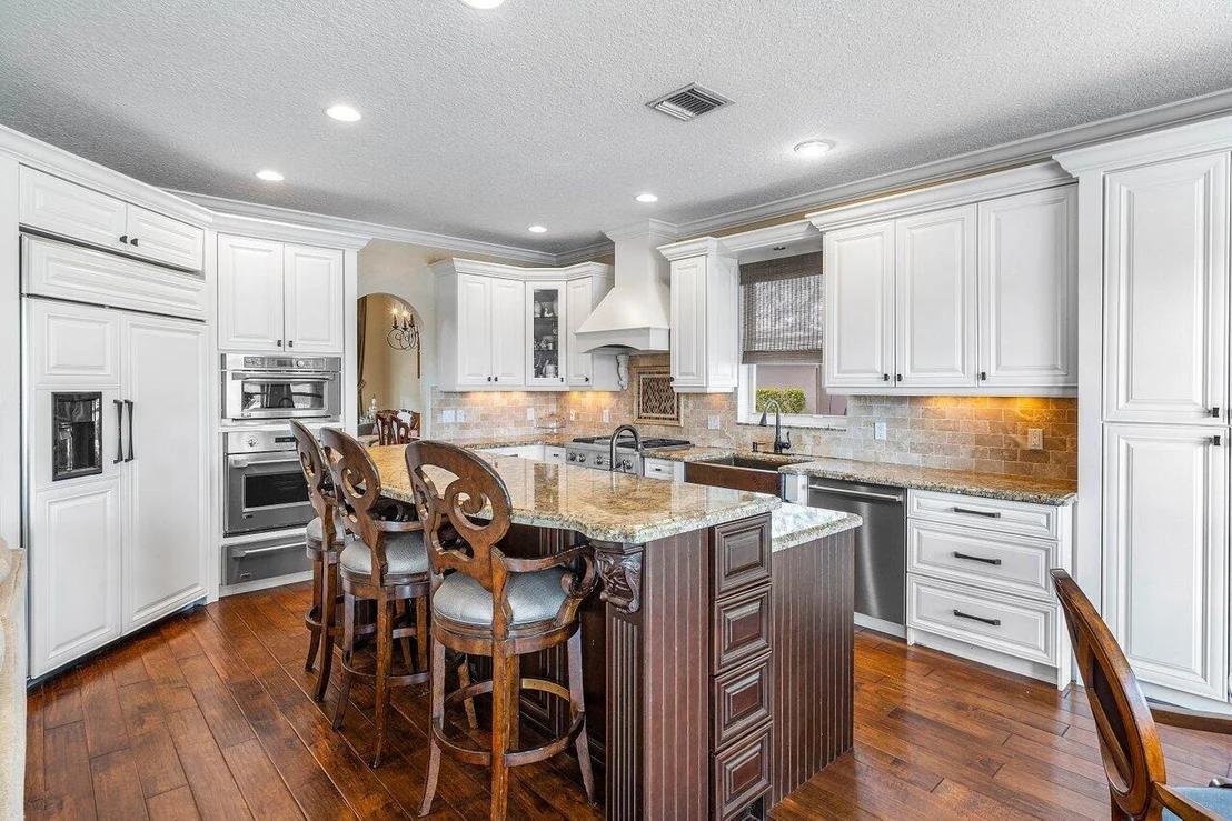 Photo of 21281 Waycross Drive