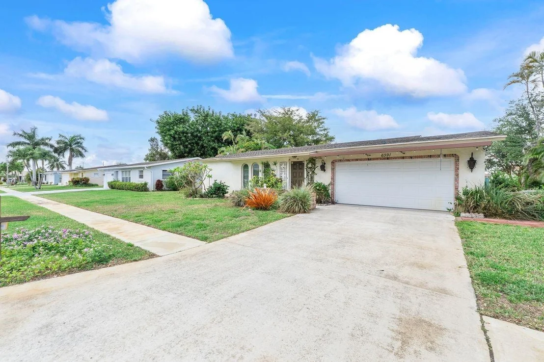 Photo of 6391 Sagewood Way