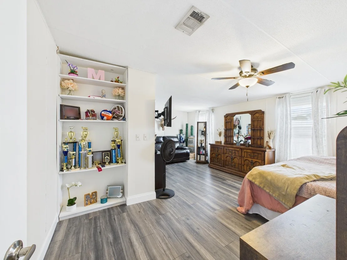 Photo of 2452 SE 21st Terrace