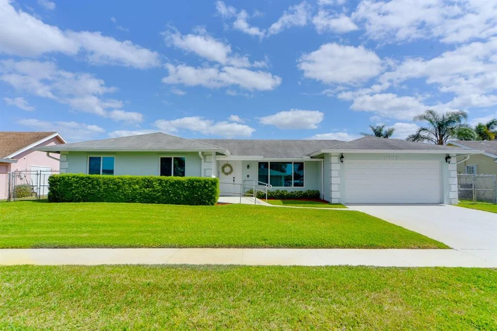 Photo of 5397 Sandhurst Circle N