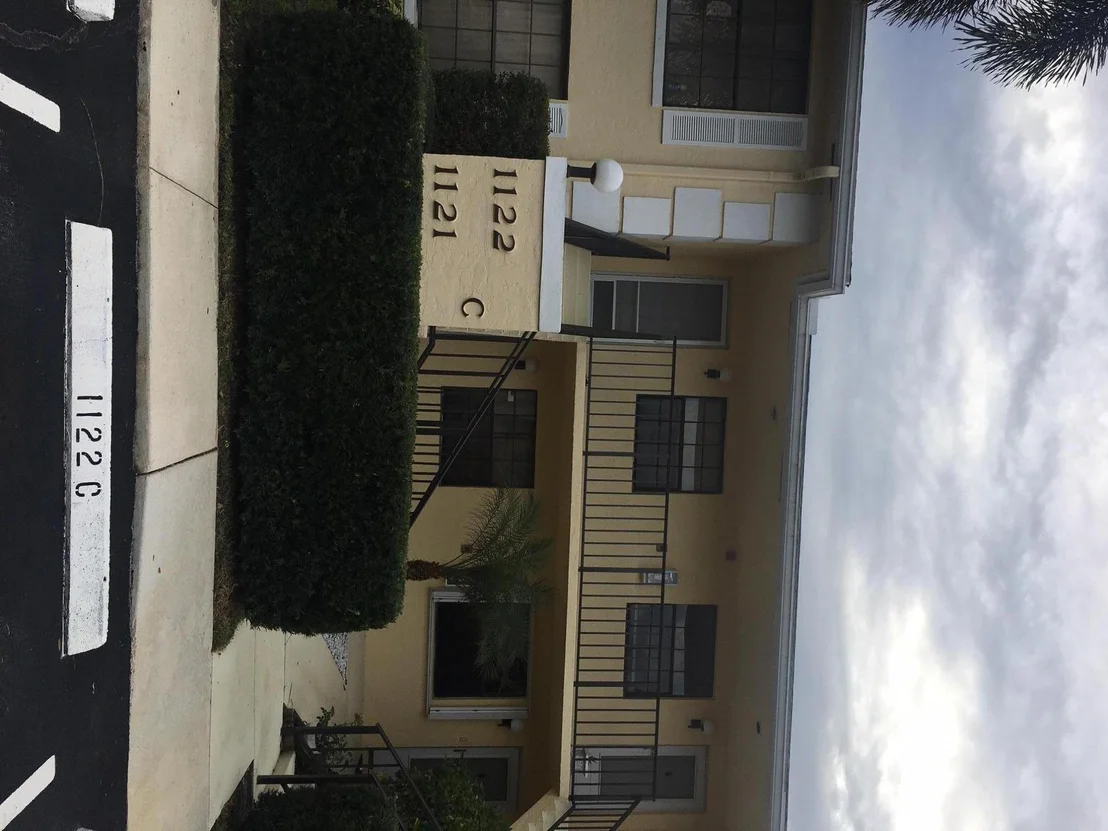 Photo of Unit C at 1122 Keystone Drive