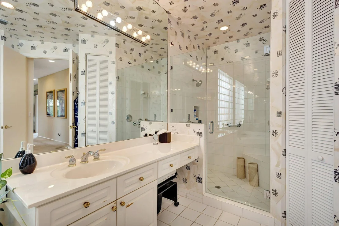 Photo of 4498 Hazleton Lane