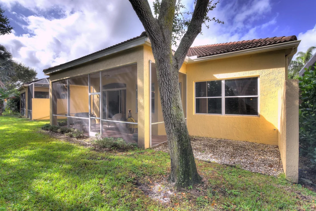 Photo of 7035 W Demedici Circle