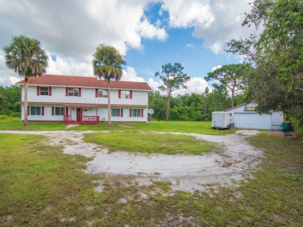 Photo of 5675 Sunshine Avenue
