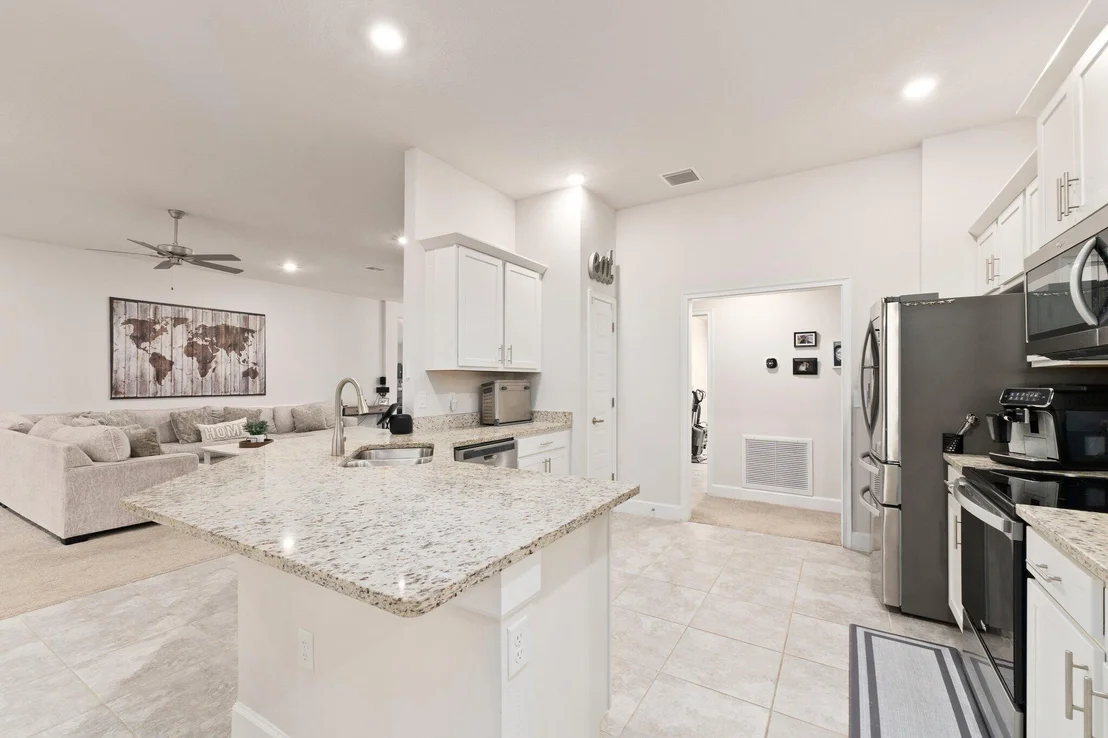 Photo of 8324 Amalfi Circle