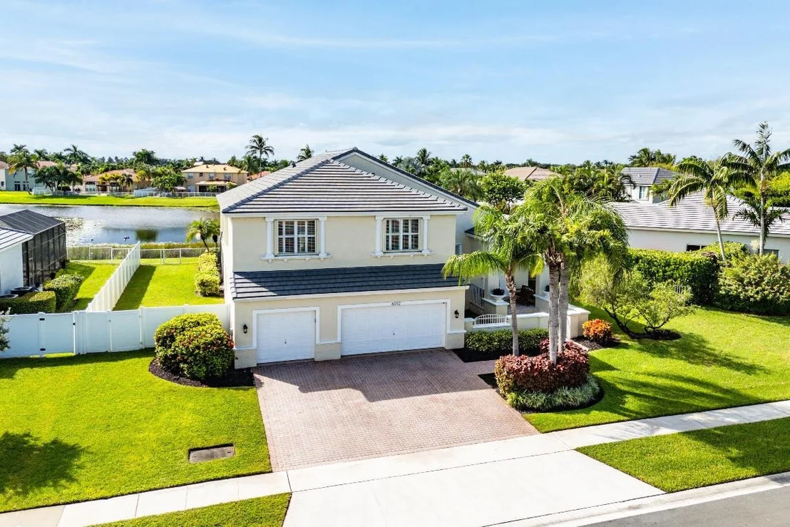 Photo of 6092 Indian Forest Circle