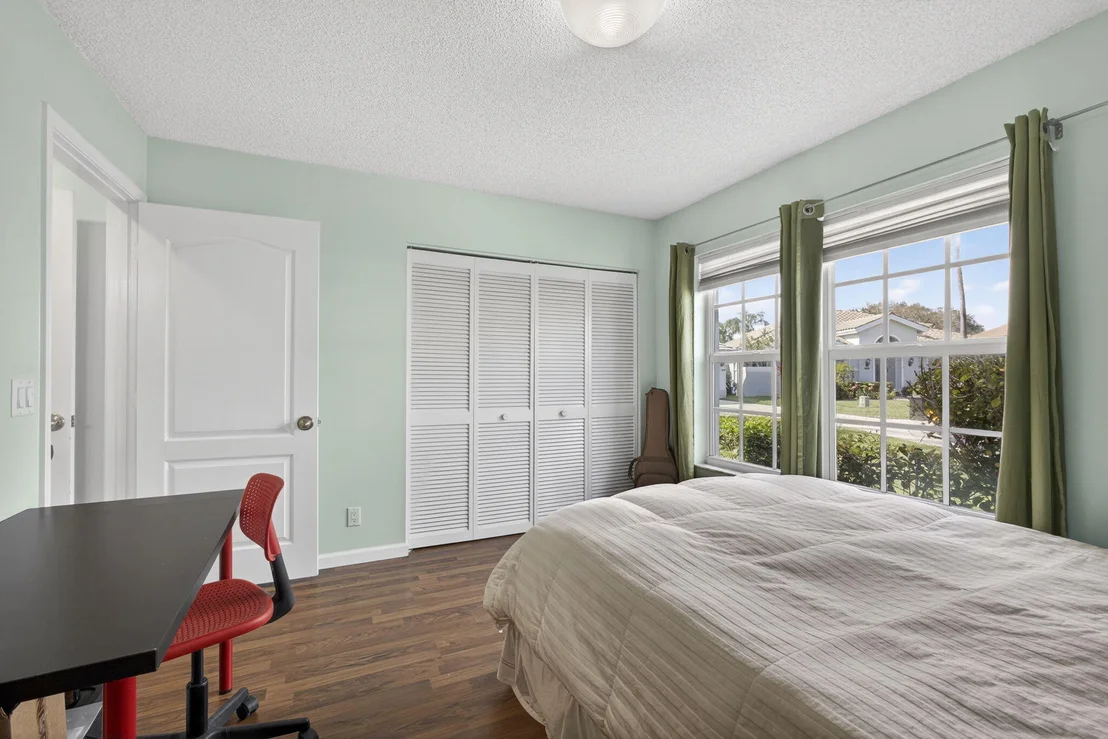 Photo of 152 Eagleton Court