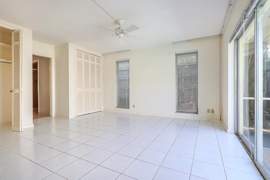 Photo of 1100 Morse Boulevard