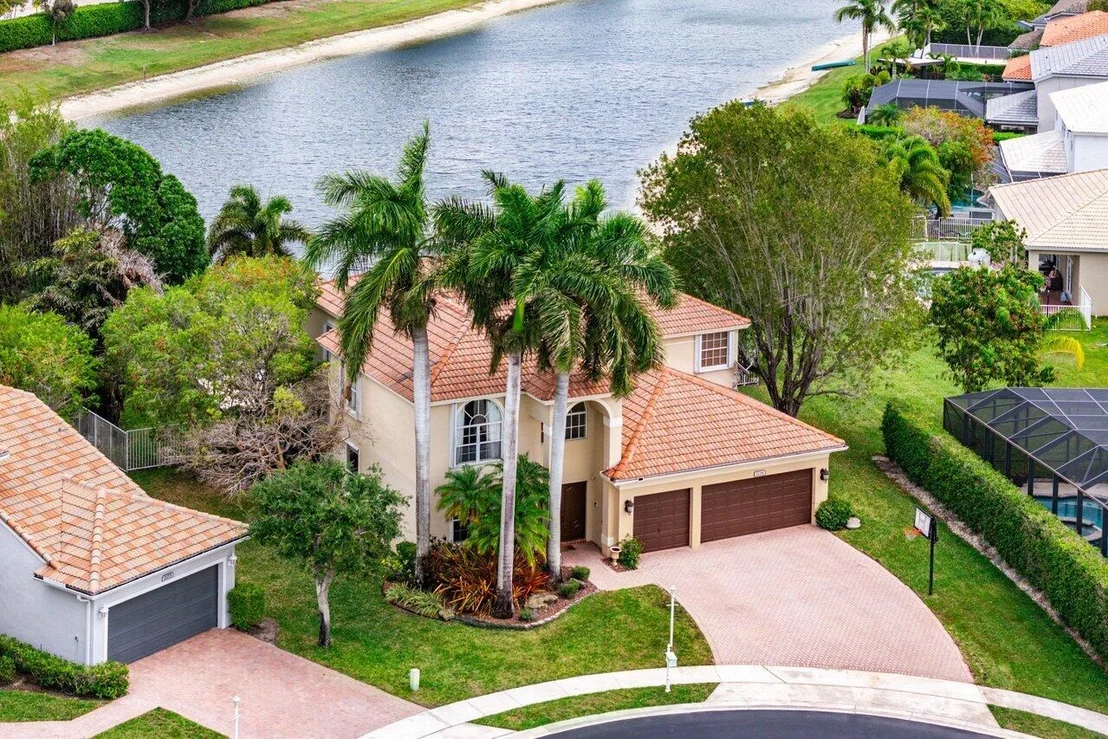 Photo of 21281 Waycross Drive