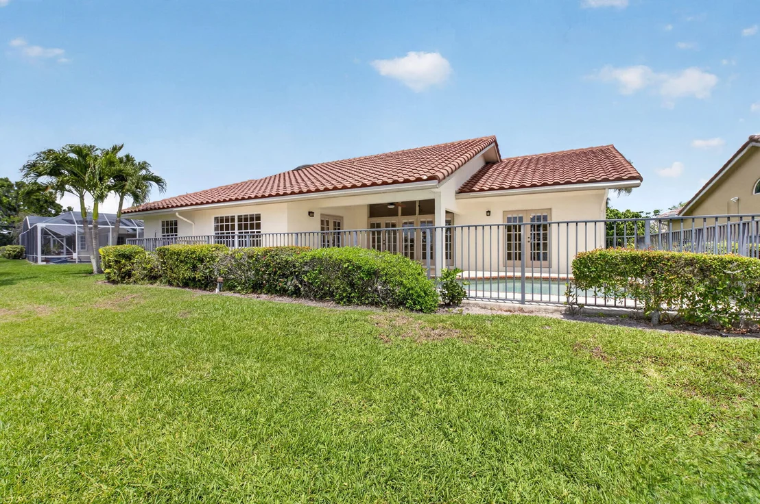 Photo of 6180 Golf Villas Drive