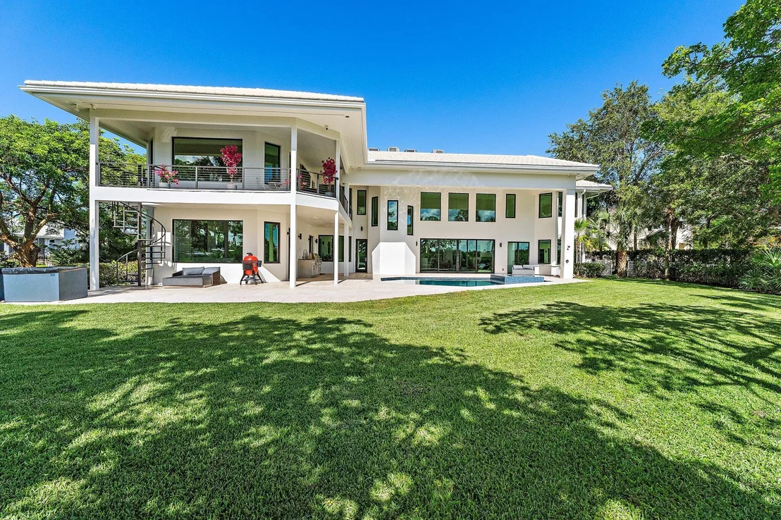 Photo of 8818 SE Riverfront Terrace