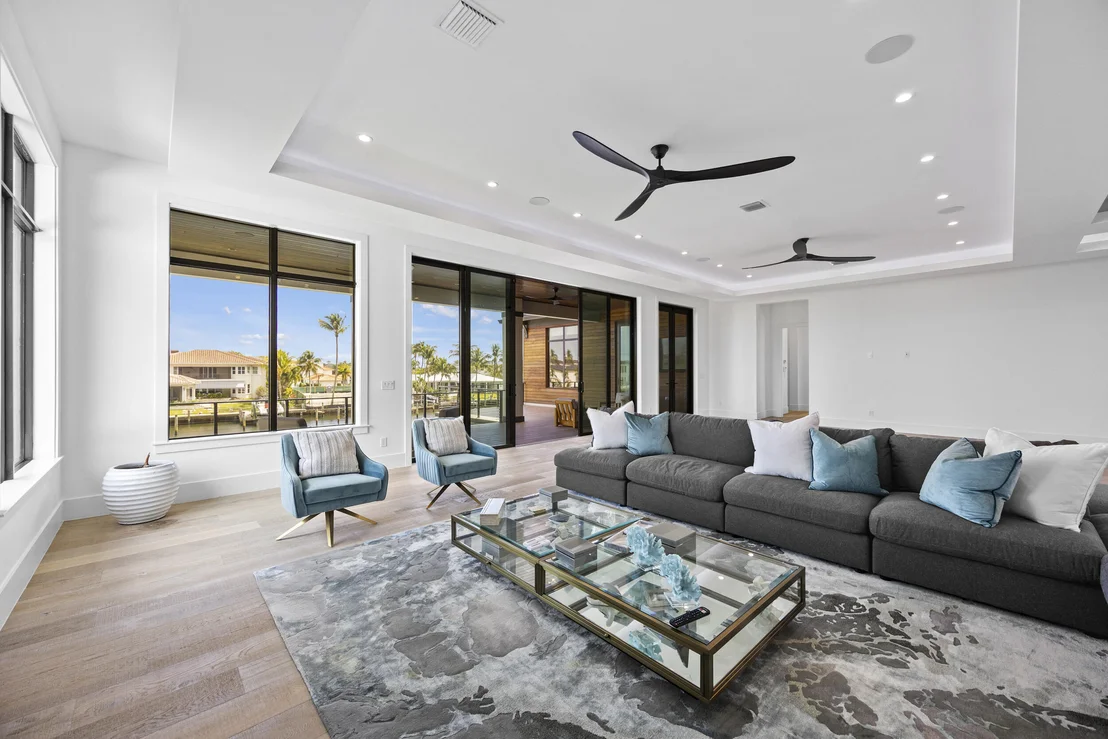 Photo of 736 Lagoon Drive