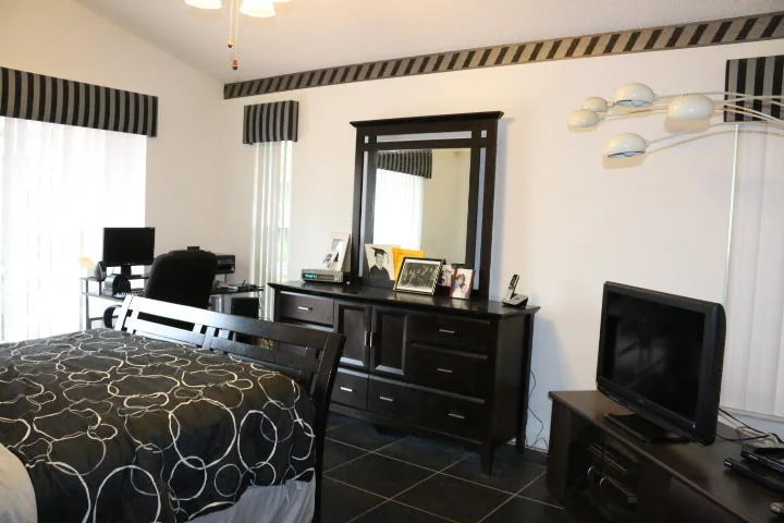 Photo of 2533 Stonegate Drive