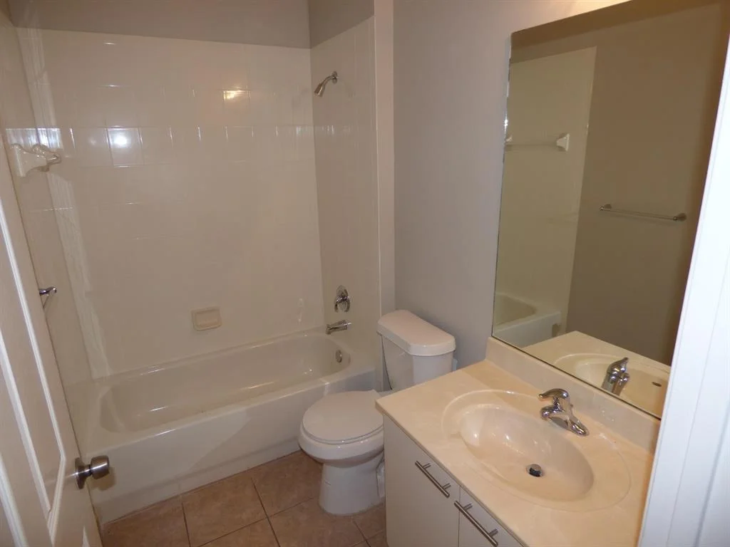 Photo of 2670 Danforth Terrace