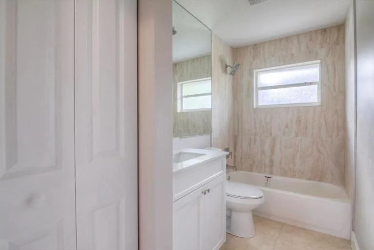 Photo of 17518 Tangerine Boulevard