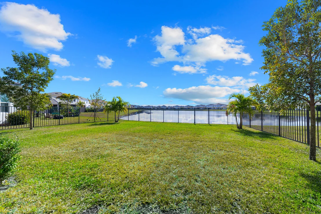 Photo of 5487 Macoon Way