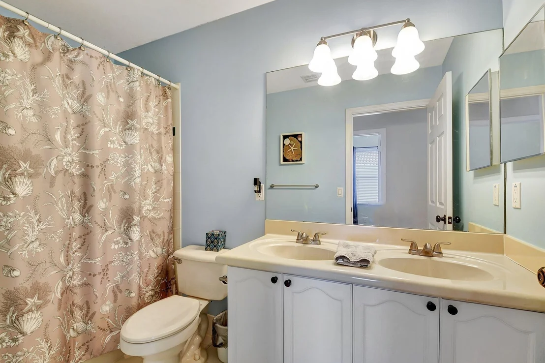Photo of 5874 Las Colinas Circle