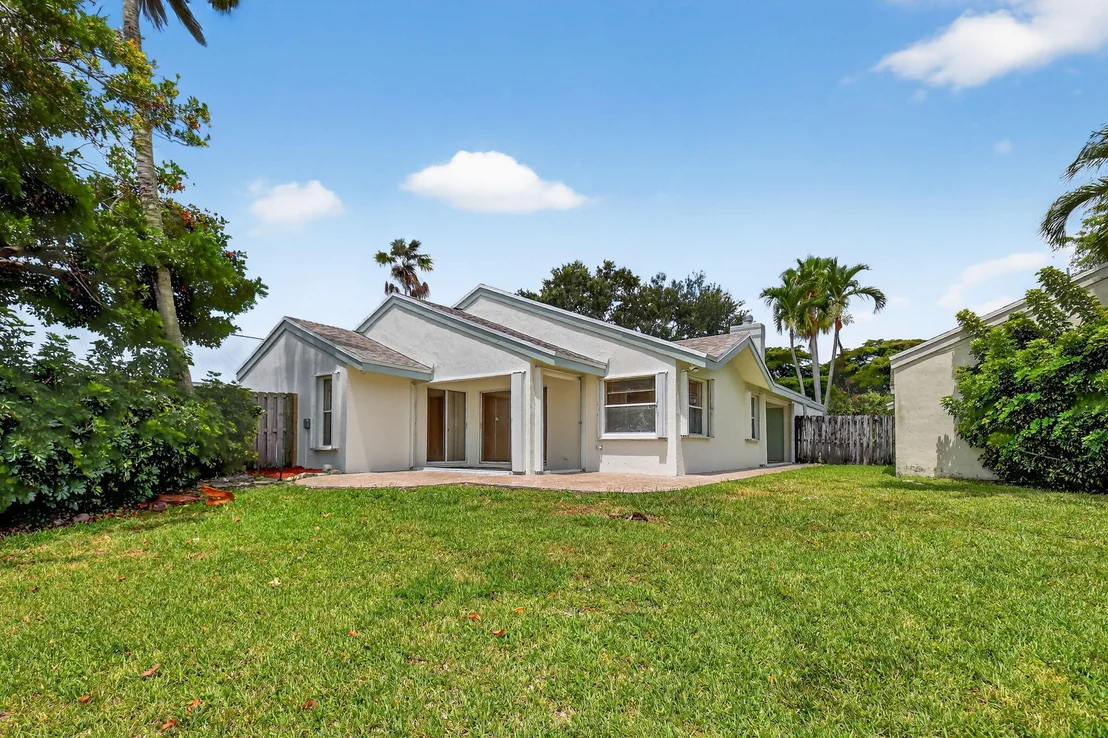 Photo of 21 Swallow Drive