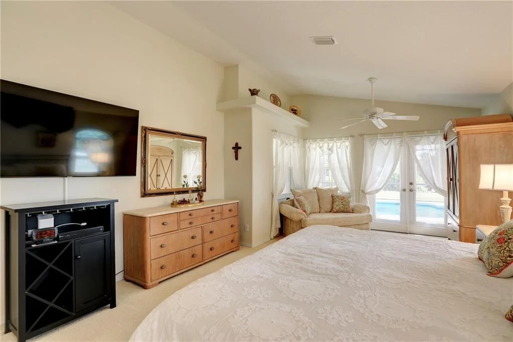 Photo of 114 Harbor Point Drive
