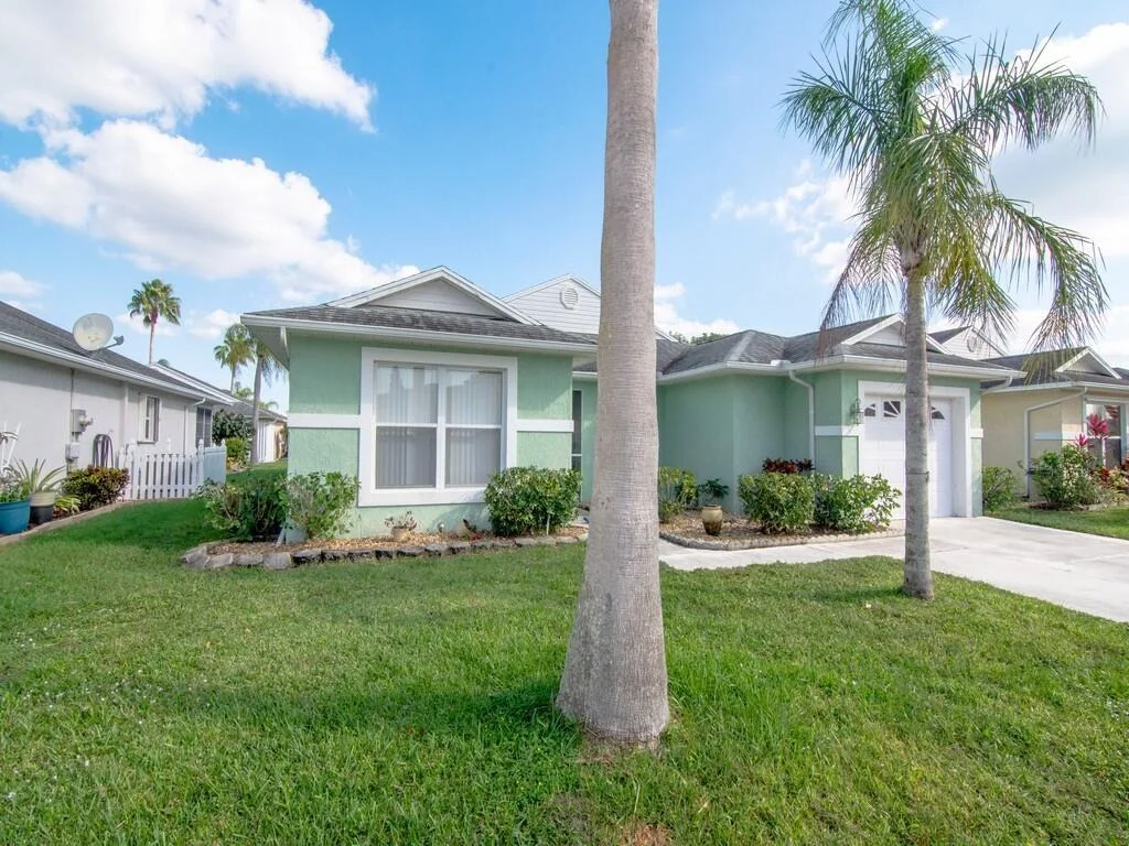 Photo of 6700 Tulipan