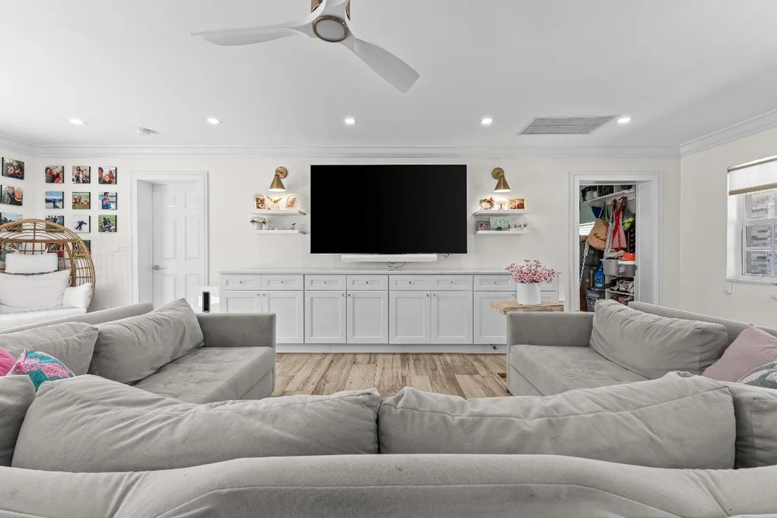 Photo of 912 Roberts Road
