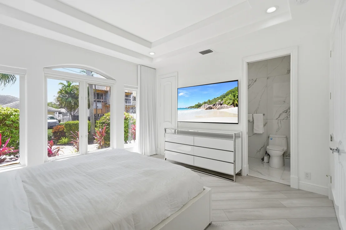 Photo of 5600 Coastal Drive