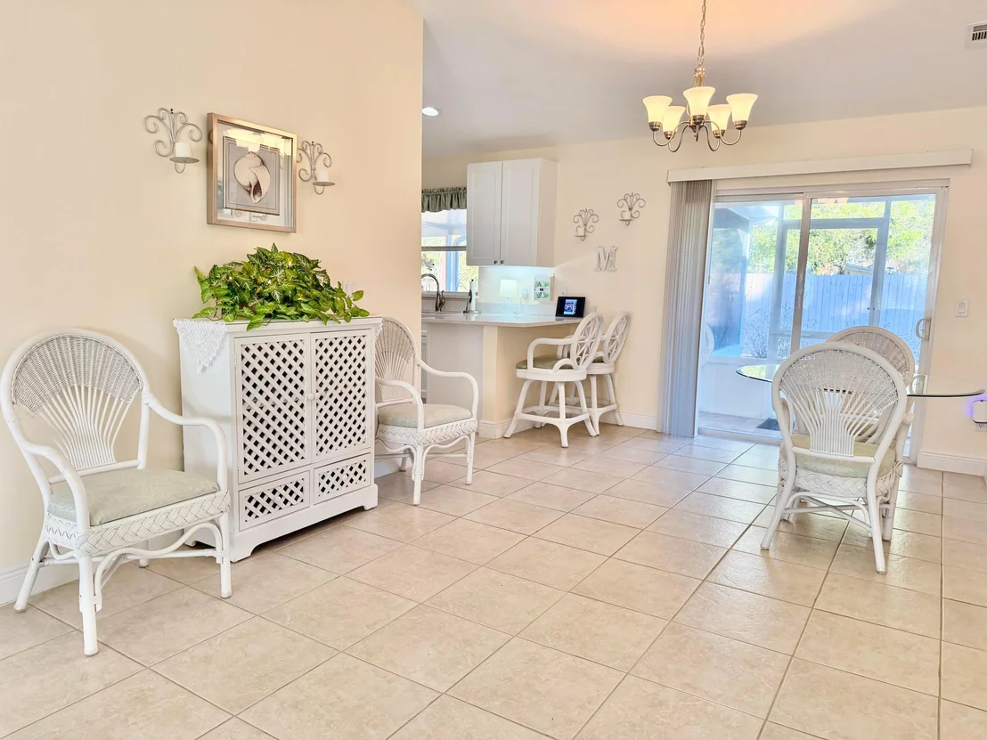 Photo of 3218 NW 33rd Avenue