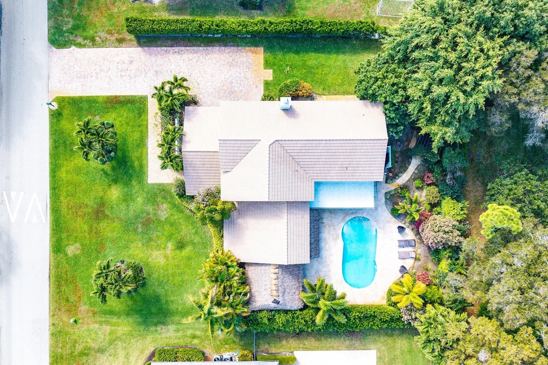 Photo of 10893 Gleneagles Road