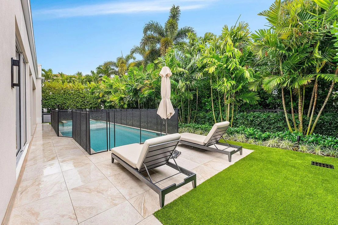 Photo of 290 Sabal Palm Terrace