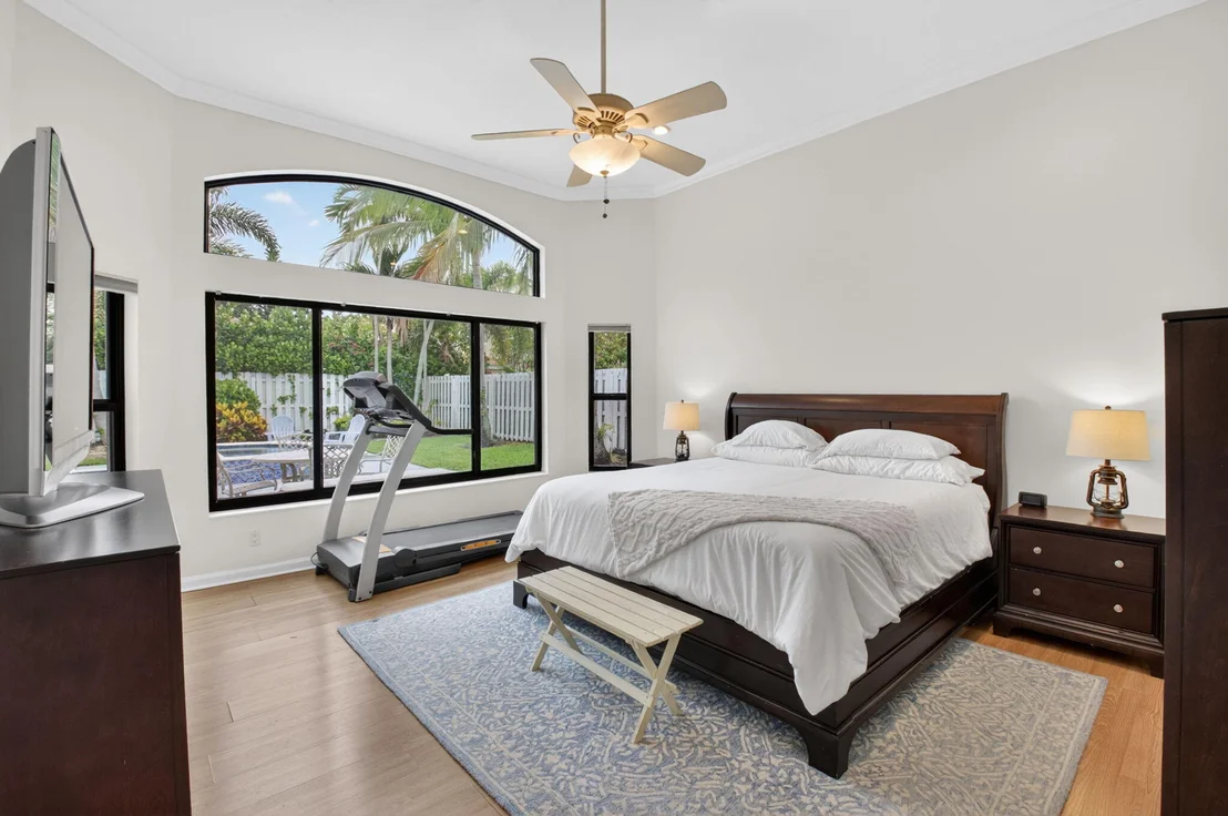Photo of 6133 Indian Forest Circle