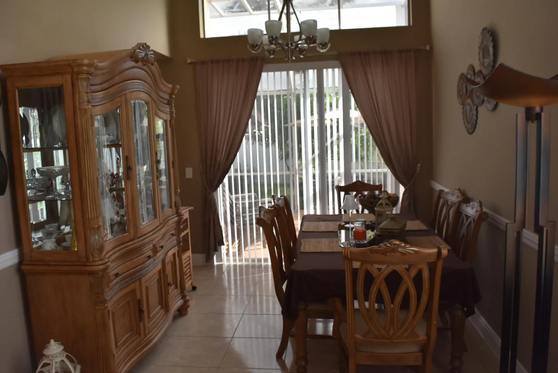 Photo of 6906 Ashburn Road