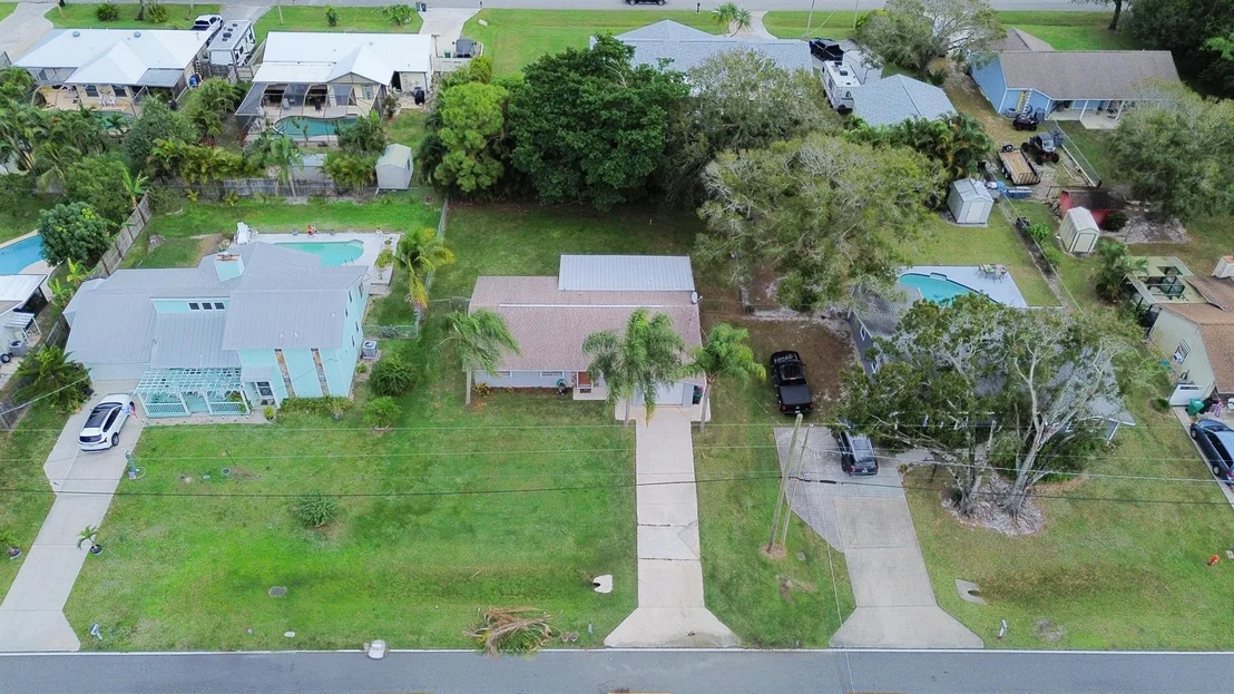 Photo of 6008 Palm Drive