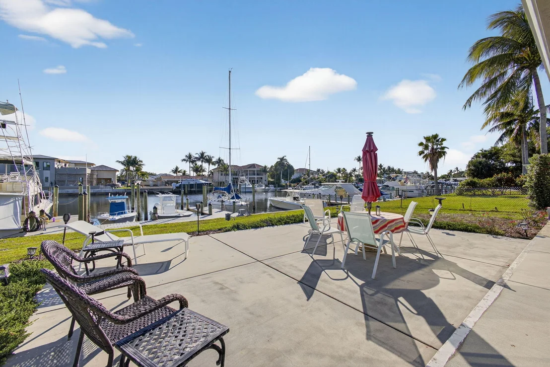 Photo of 752 Lagoon Drive