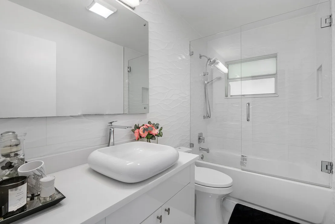 Photo of 5447 Center Street