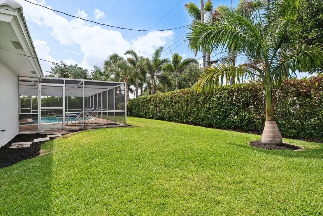 Photo of 625 Canistel Lane
