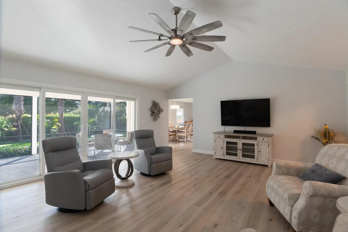 Photo of 3784 SE Fairway E