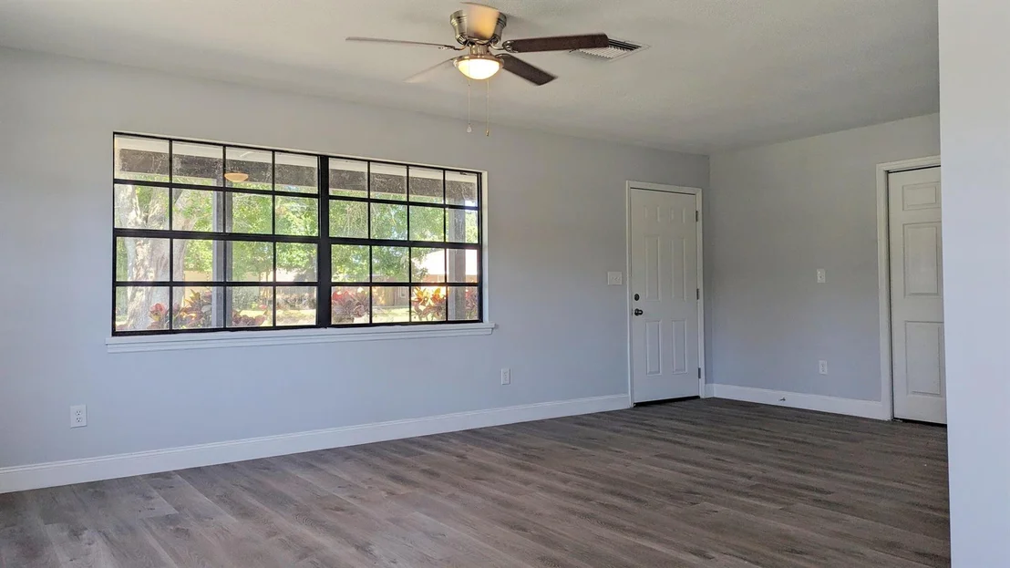Photo of 5401 Palm Drive