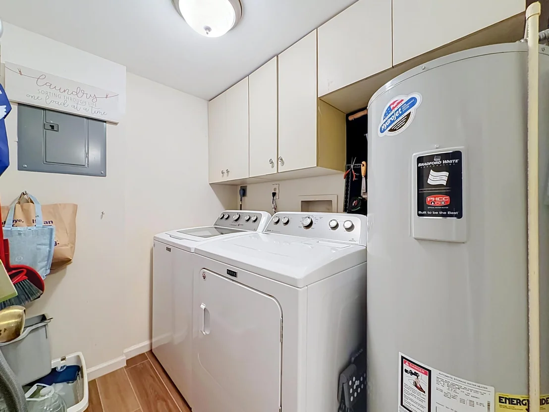 Photo of Unit 308 at 950 S Kanner Highway