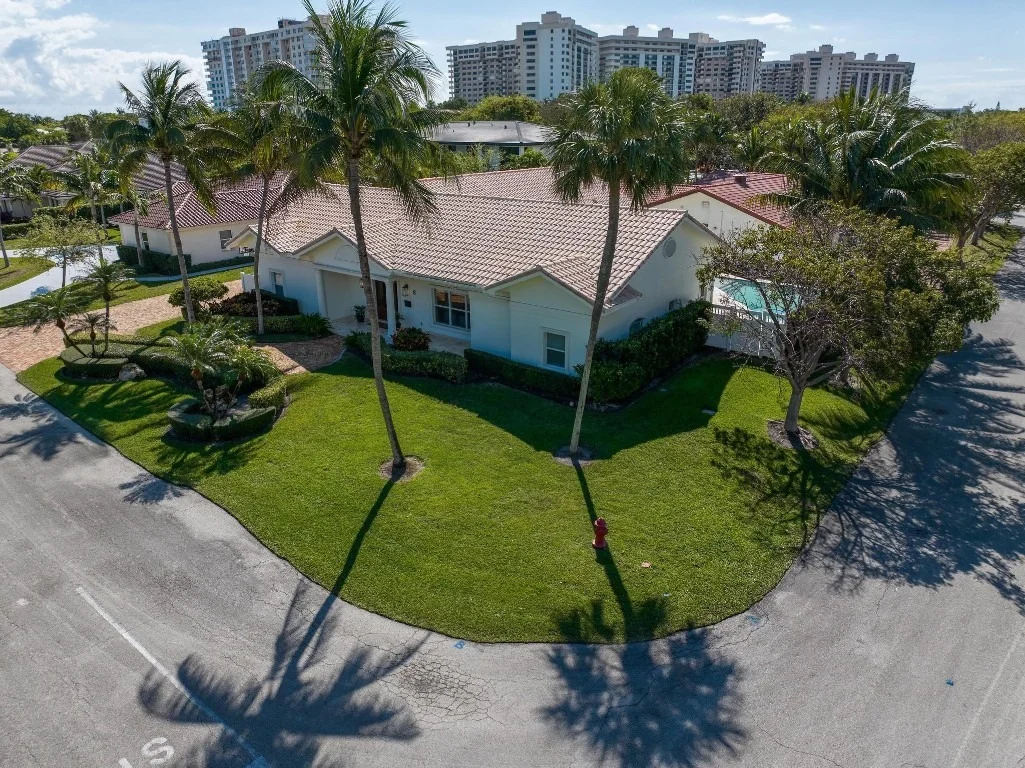 Photo of 8 Oneida Lane