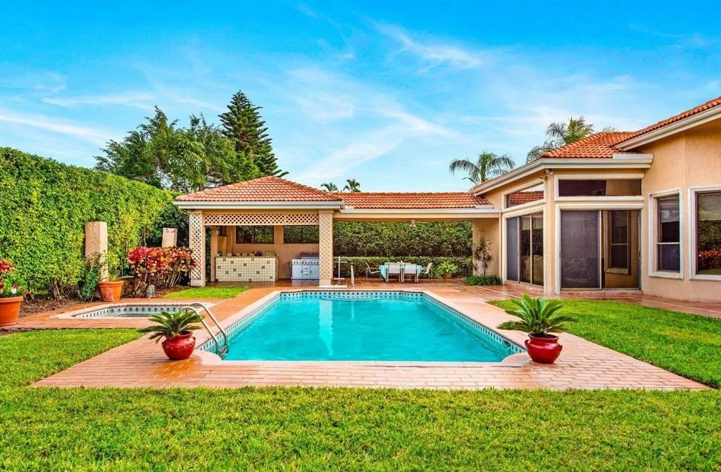 Photo of 7291 Valencia Drive