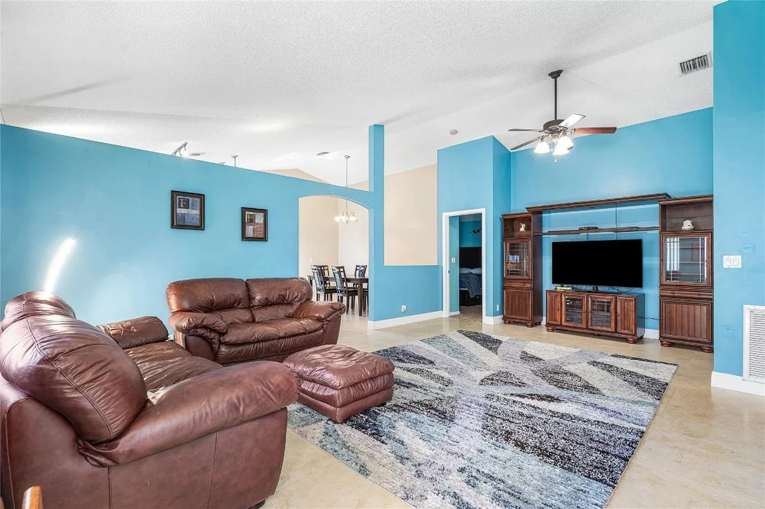 Photo of 1443 Banyan Circle