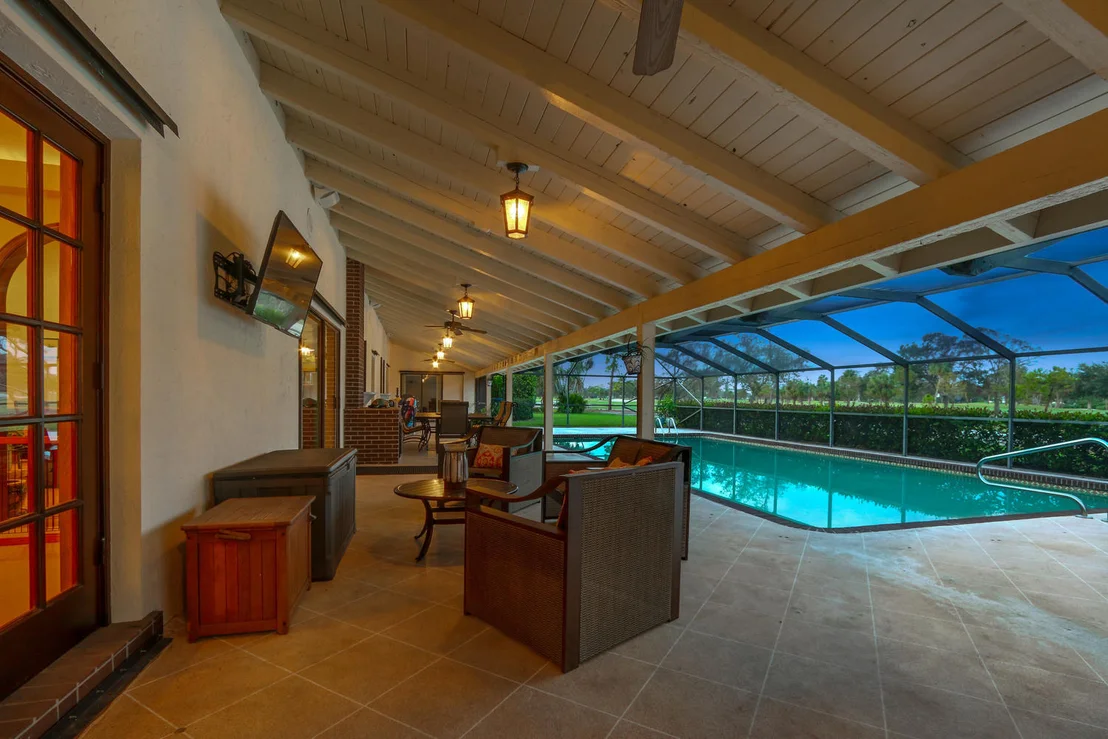 Photo of 160 SE Turtle Creek Drive
