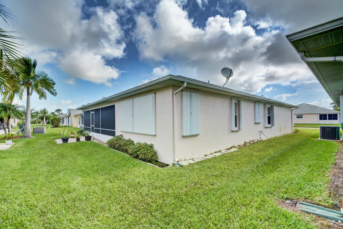 Photo of 6043 Adonidia Place