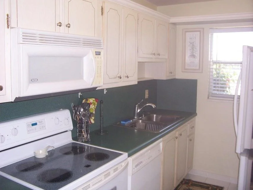 Photo of Unit D at 290 Main Boulevard