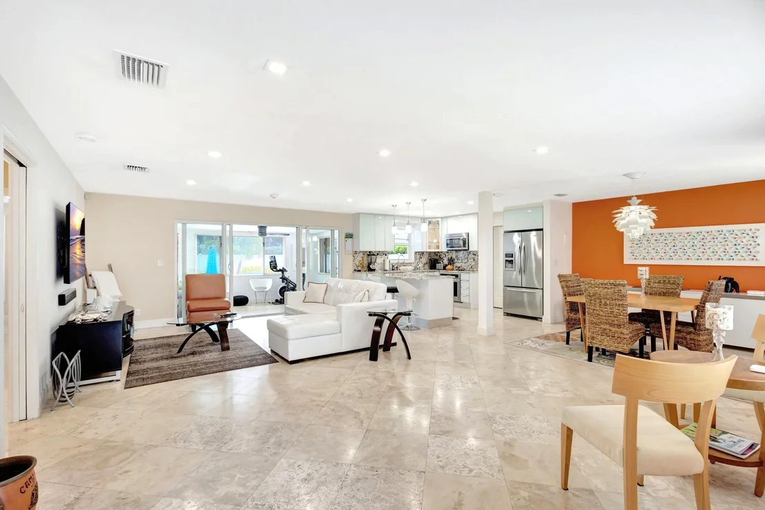 Photo of 1131 Surf Road
