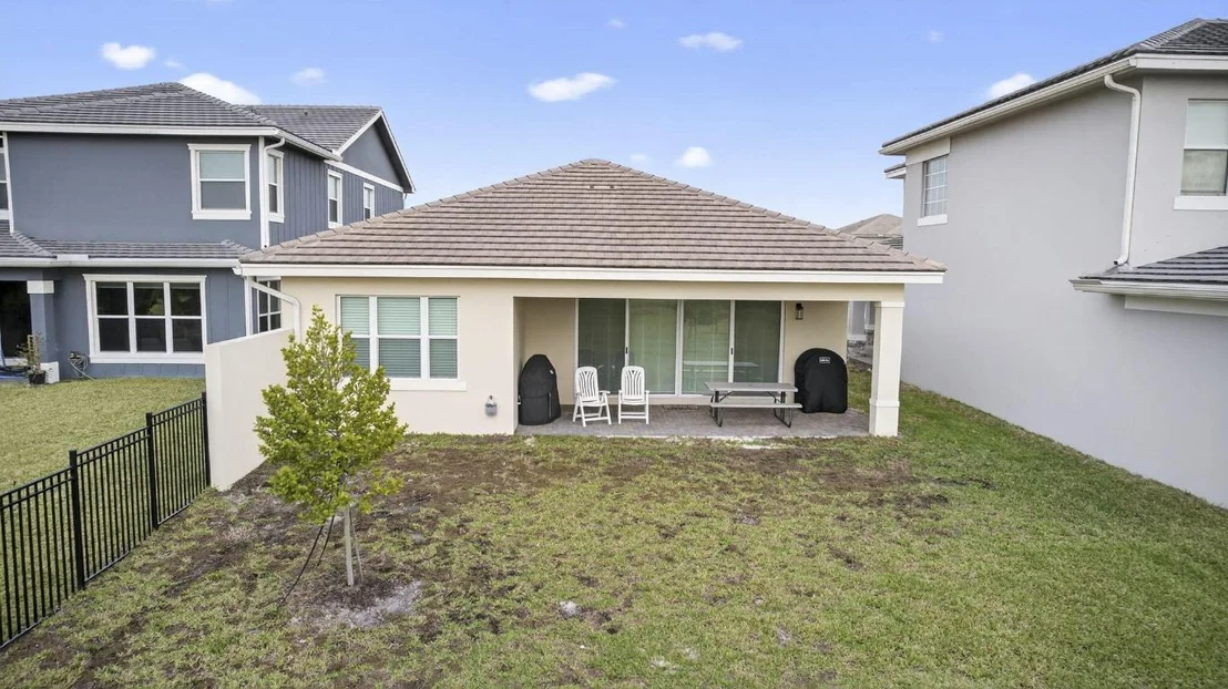 Photo of 1411 Thistle Place