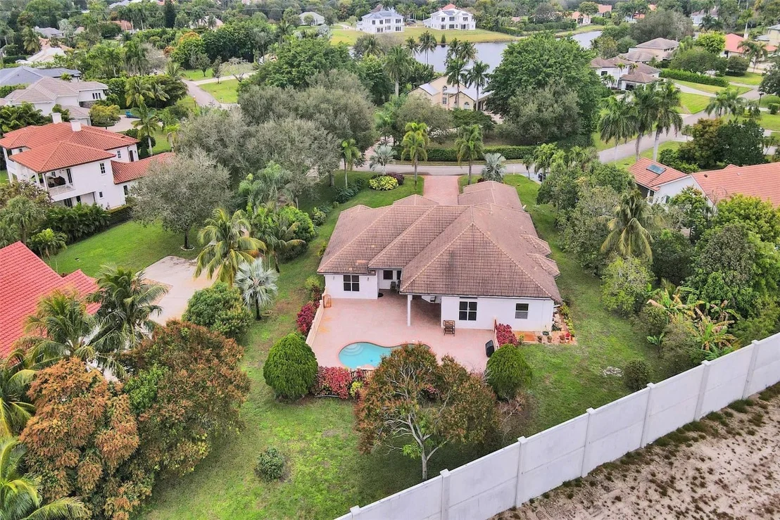 Photo of 8426 Sawpine Road