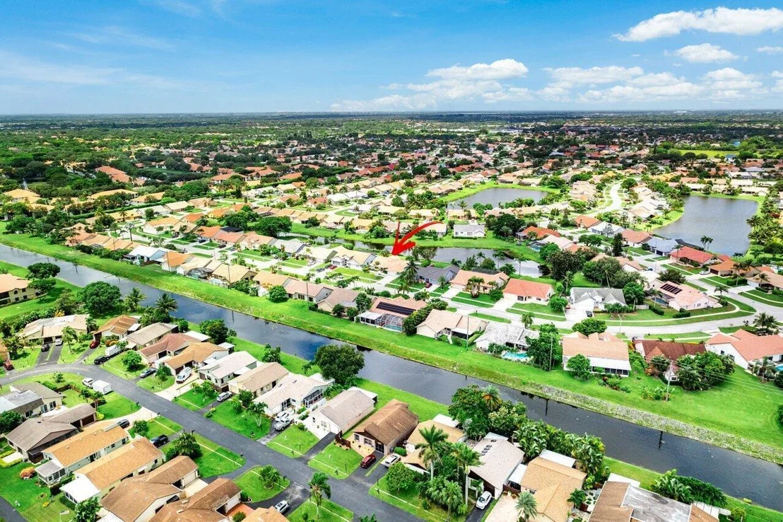 Photo of 9439 Sun Pointe Drive